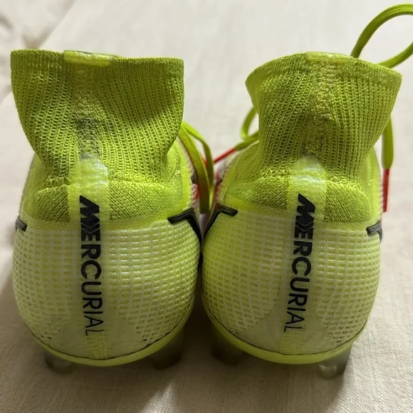 Mercurial Nike flyknit Men’s soccer cleats - Picture 7 of 14